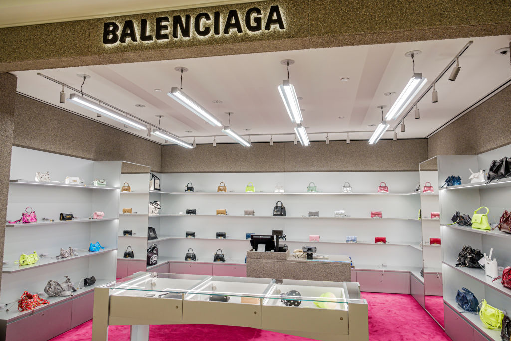 Balenciaga Ridiculed For $1,769 "Trash Pouch" 