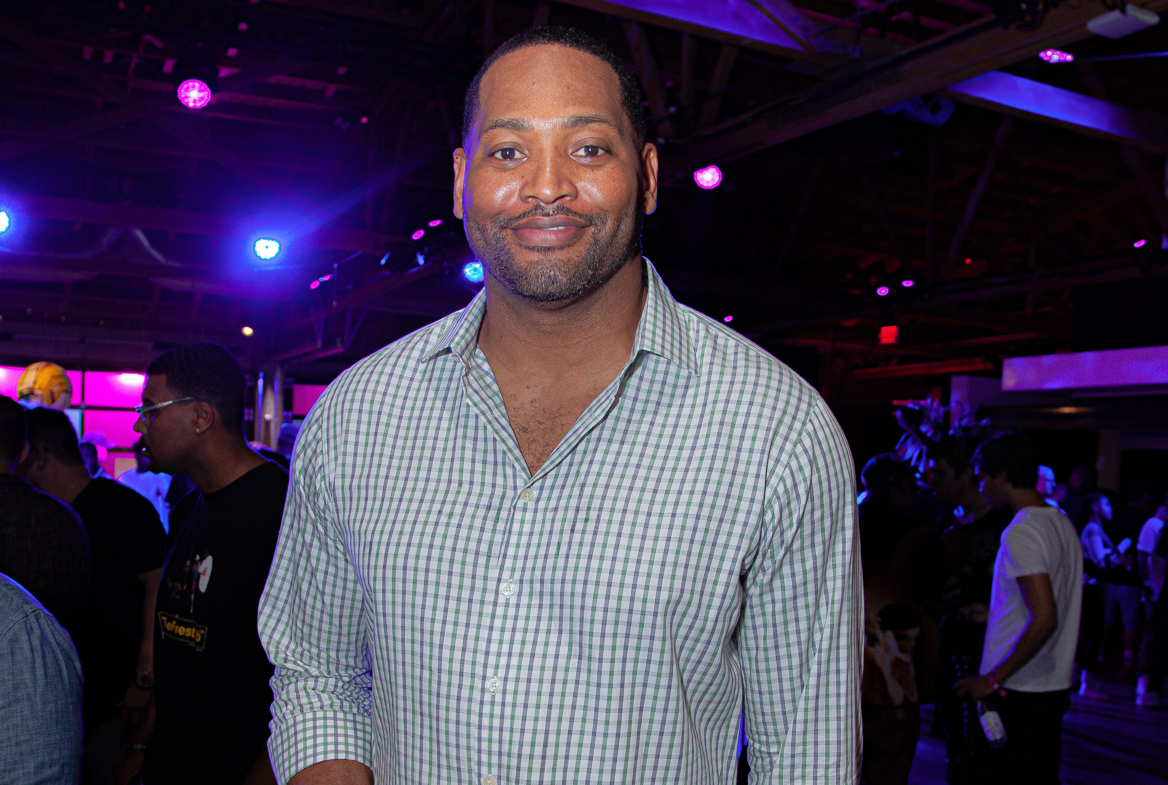 Robert Horry Ejected For Heckling Refs At Son's B-Ball Game