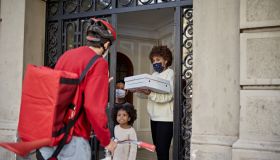 Pizza Delivery to Afro-Caribbean Family with Two Children