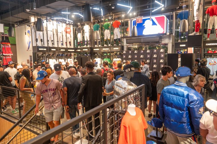 STARTER X MLB X JADAKISS x FUNK FLEX - The Return of the Bronx Bubble Jacket