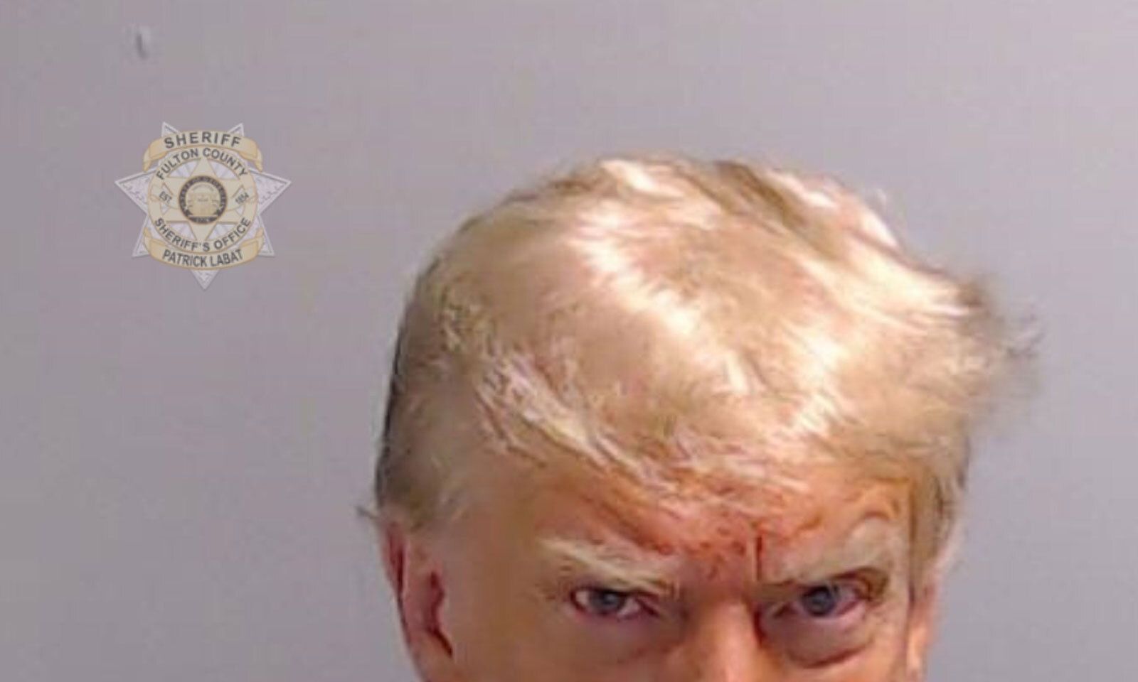 Donald Trump mugshot weight 215 pounds height social media reactions