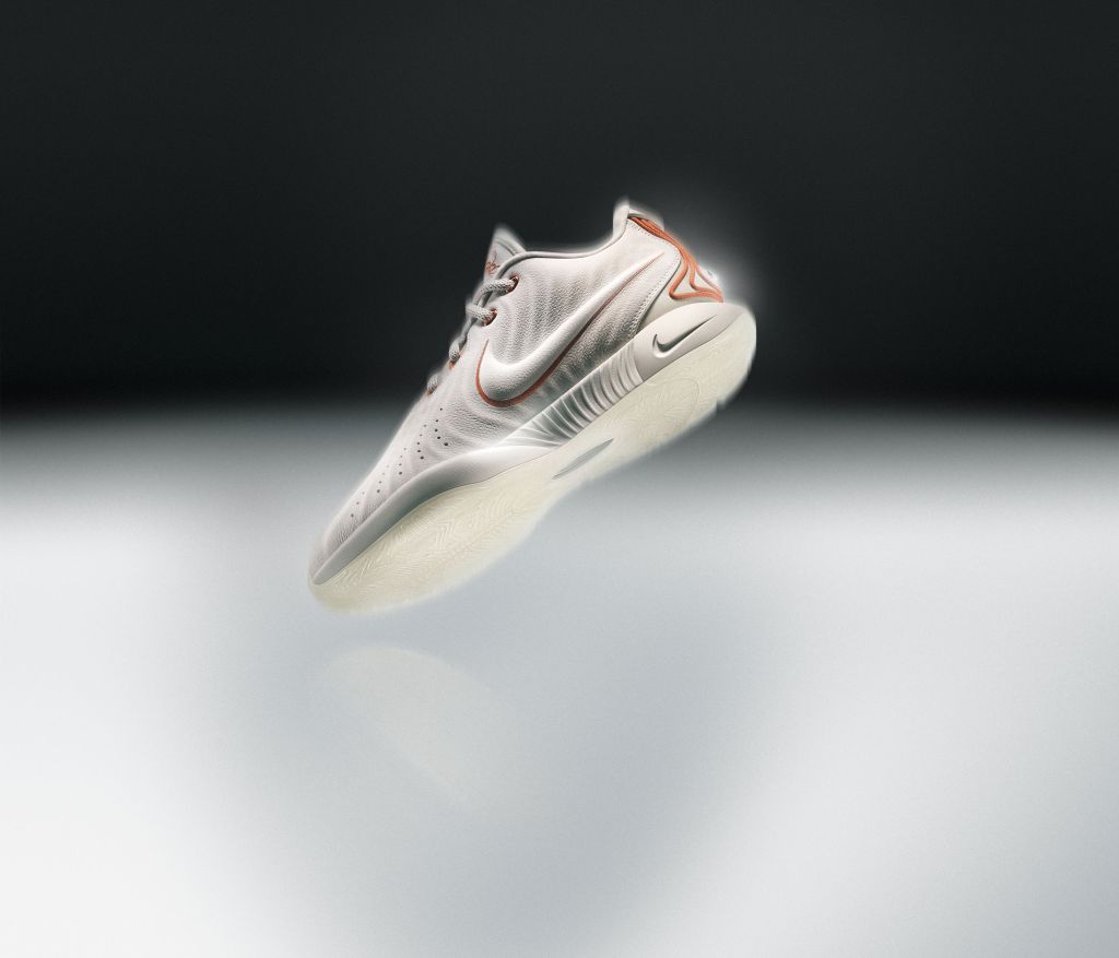 Nike Unveils the LeBron XXI