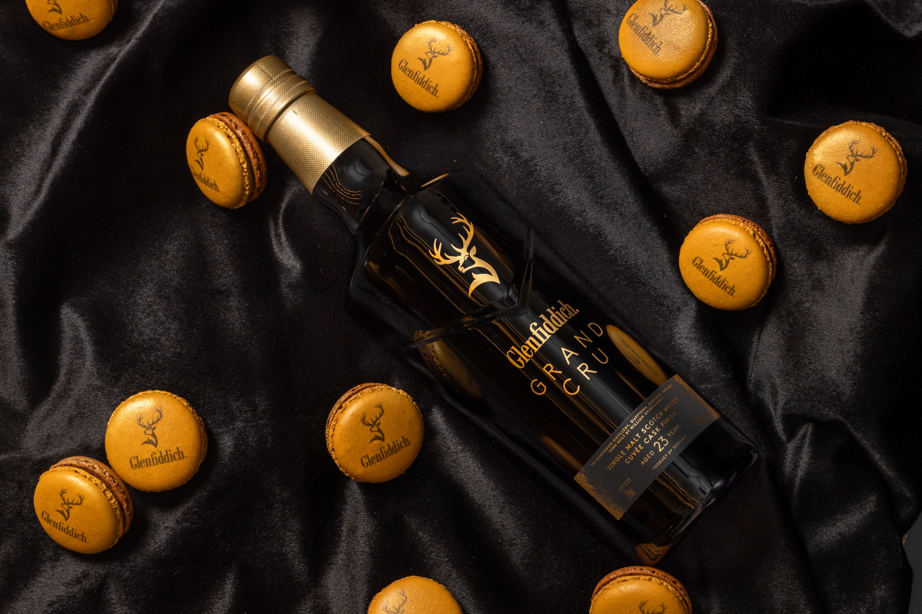Glenfiddich x Thierry Atlan Grand Cru Scotch Whisky-Infused Macarons