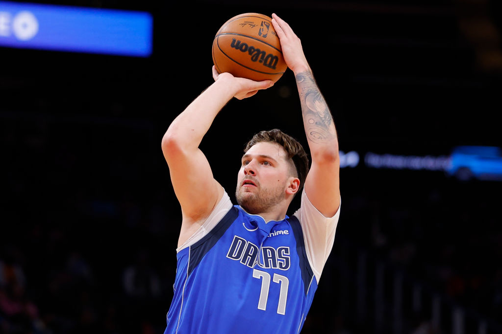 Dallas Mavericks v Atlanta Hawks