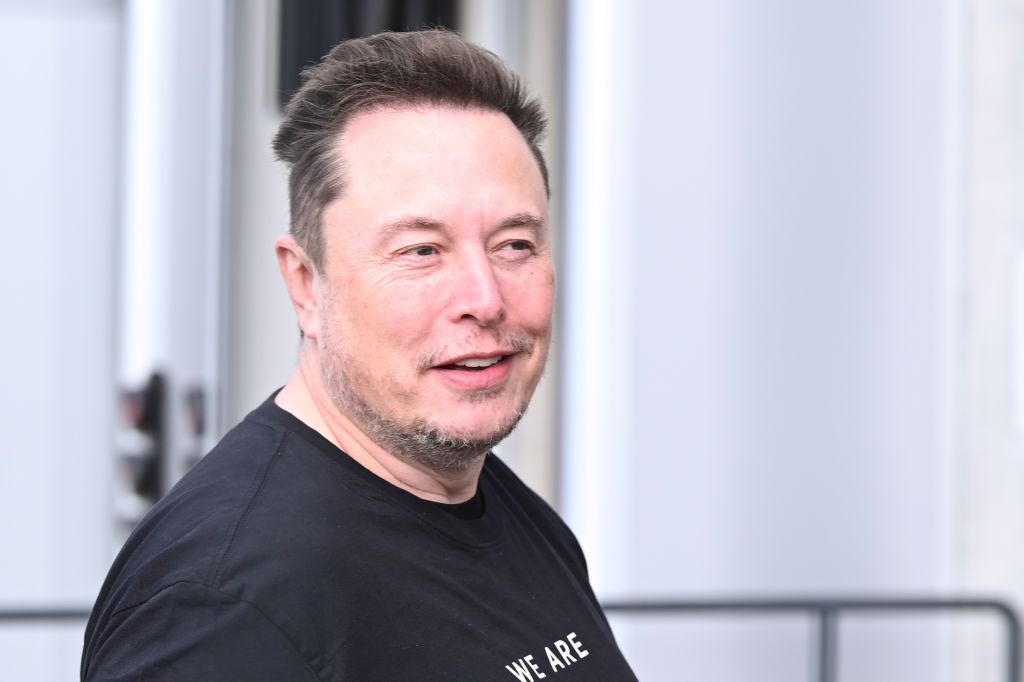 Tesla boss Musk visits factory after attack