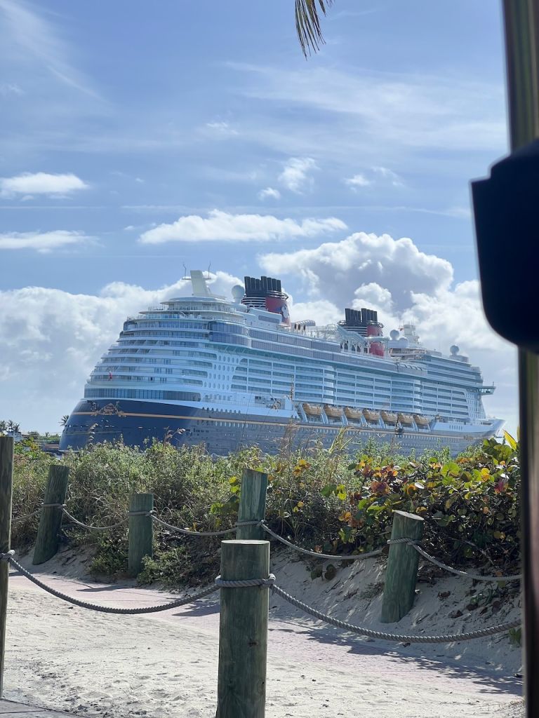 Disney Treasure atmosphere
