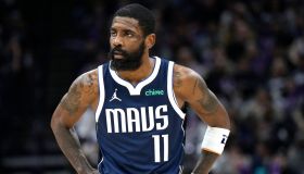 Dallas Mavericks v Sacramento Kings
