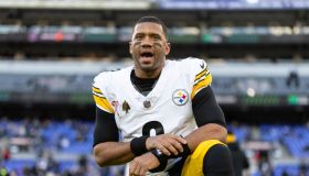 Pittsburgh Steelers v Baltimore Ravens