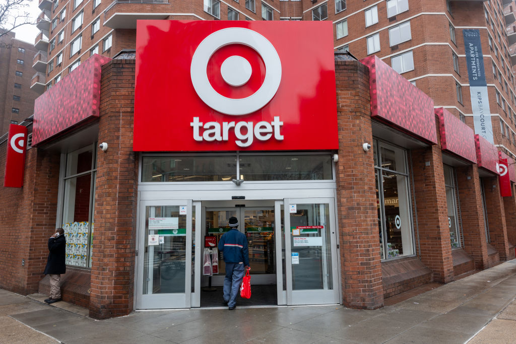 Target Posts Drop In Sales, First Since 2016
