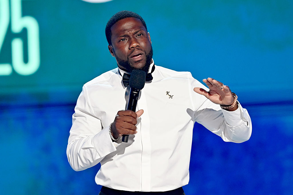 Kevin Hart’s Gym Workout Goes Viral For All The Wrong Reasons