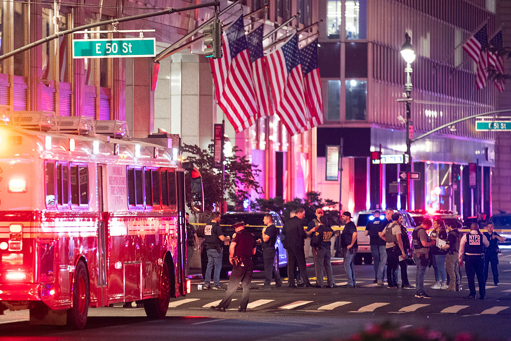4 Dead In Midtown Manhattan Shooting