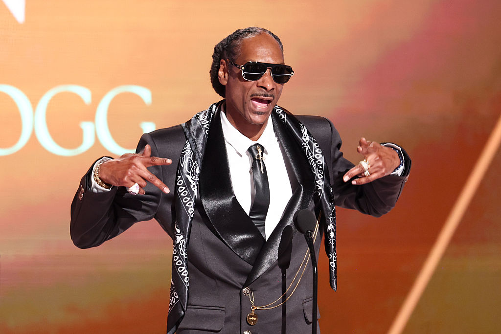 Snoop Dogg’s Team Says His Apology For LGBTQ Movie Remarks Are “Fake”