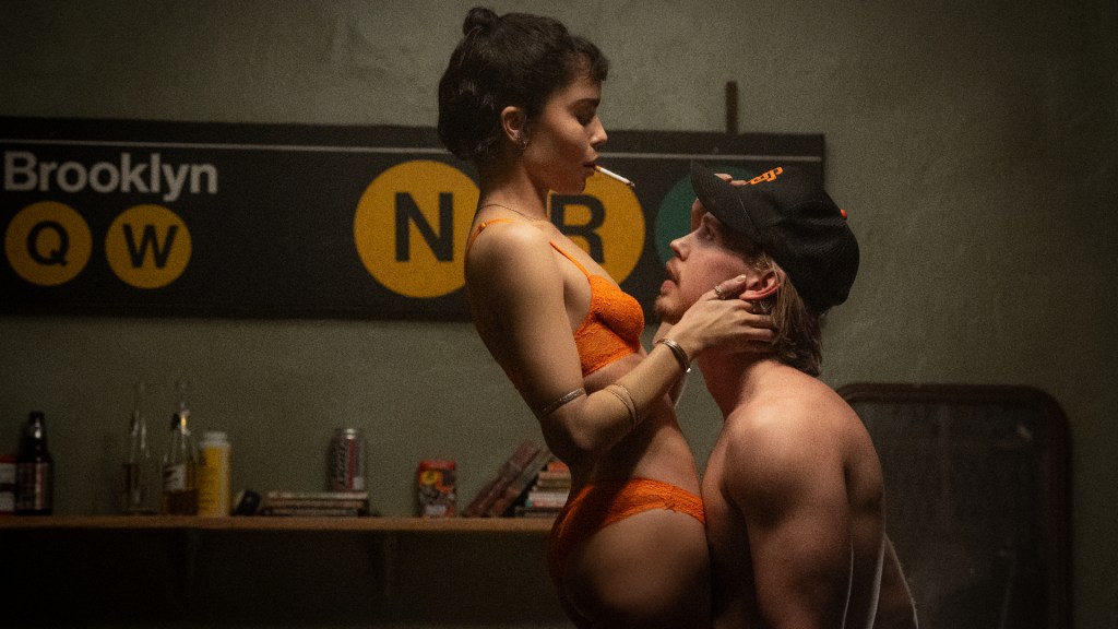 BLACK WATCH: (10.10.25) ‘Caught Stealing,’ ‘Bosch’ & More