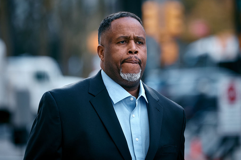 Ex-NBA Player Damon Jones Pleads Guilty To Illegal Gambling & Selling LeBron James’ Injury Info