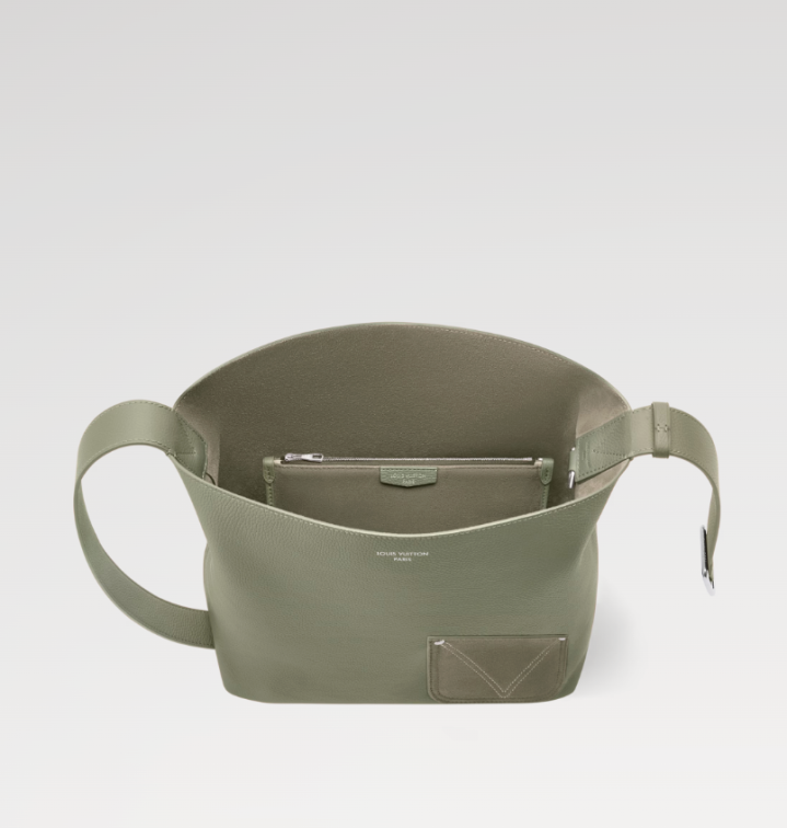 Louis Vuitton Men's Bags