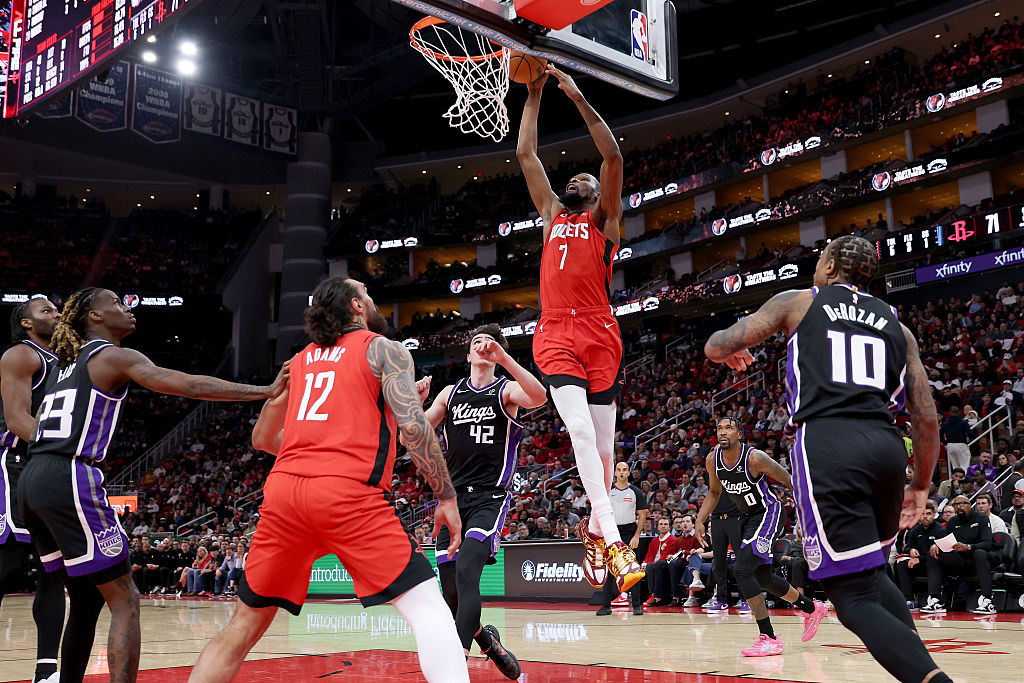 Sacramento Kings v Houston Rockets