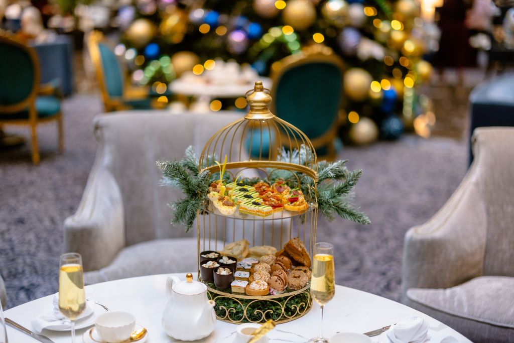 Waldorf Astoria DC Holiday Spectacular