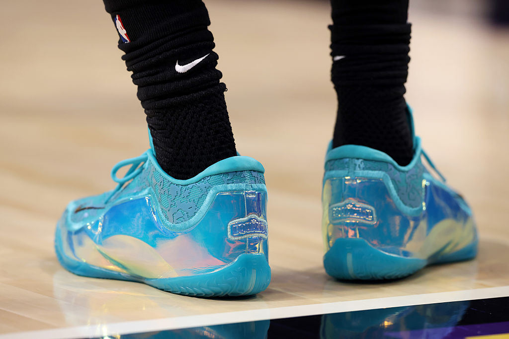 lebron-mlk-nikes-sneakers