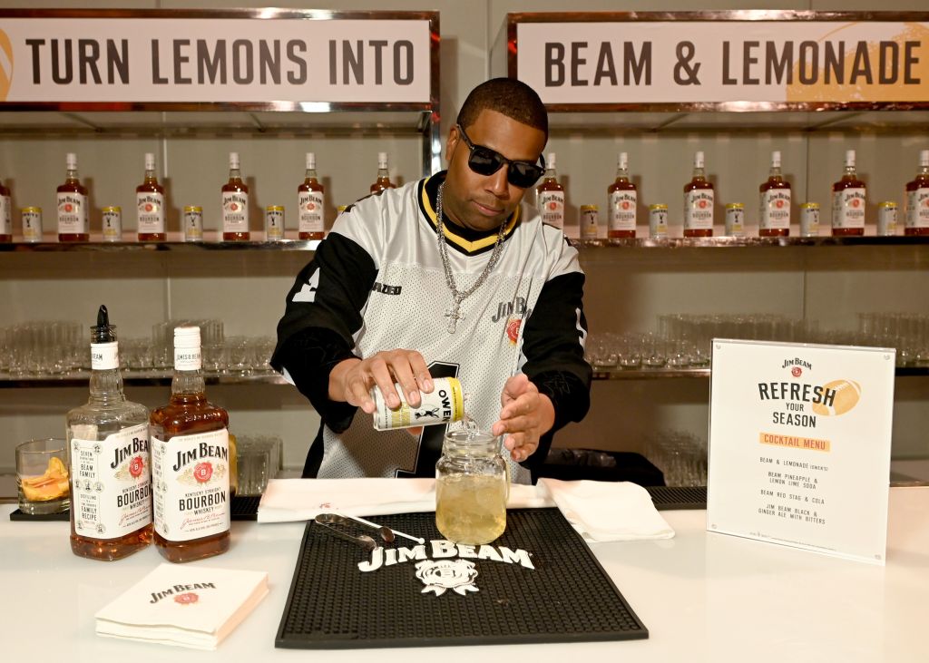 Jim Beam & Lemonade Kit Refresh Your Season