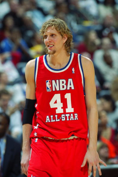 Nowitzki walks upcourt