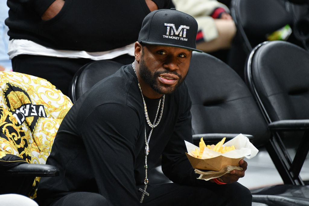 Floyd Mayweather Jr. Announces He Will Unretire