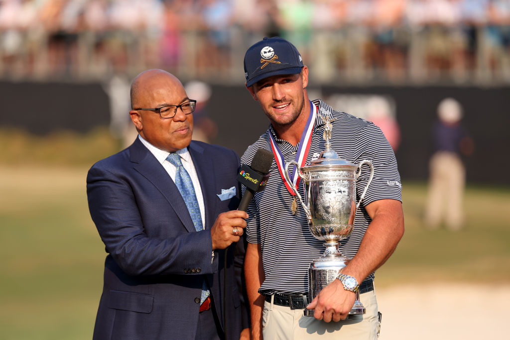 mike-tirico-sports-broadcasting-career-breakdown