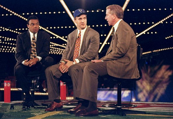 mike-tirico-sports-broadcasting-career-breakdown