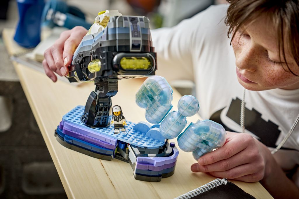 Nike Air Max 95 x LEGO® Collection