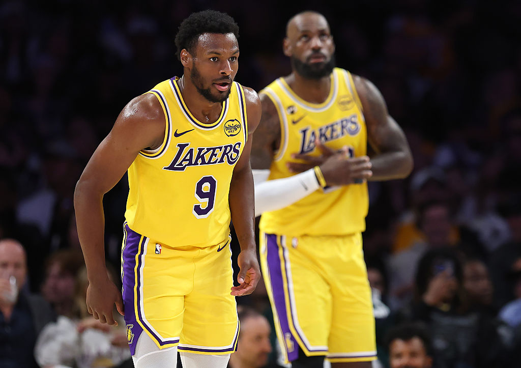 Dad Mode: LeBron James Scolds Bronny James Mid-Game After A Bad Pass