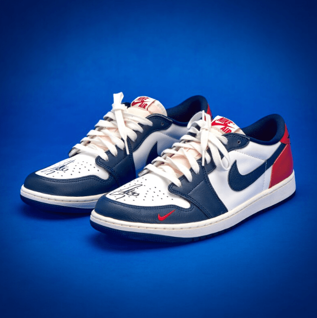 aSotheby's Stephen Curry Collection "My Sneaker Free Agency"