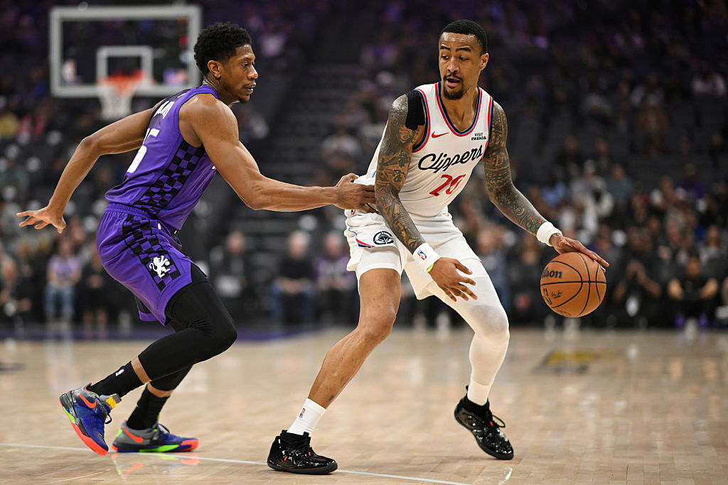 Los Angeles Clippers v Sacramento Kings