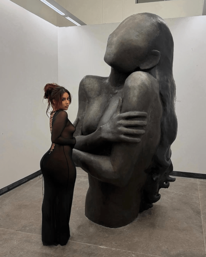 @rebecccamaria Sculptor of Sade For Drake