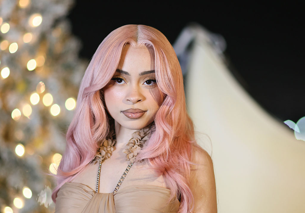 Kate Spade New York And NYLON Host "Holiday Duo-ets" Celebration