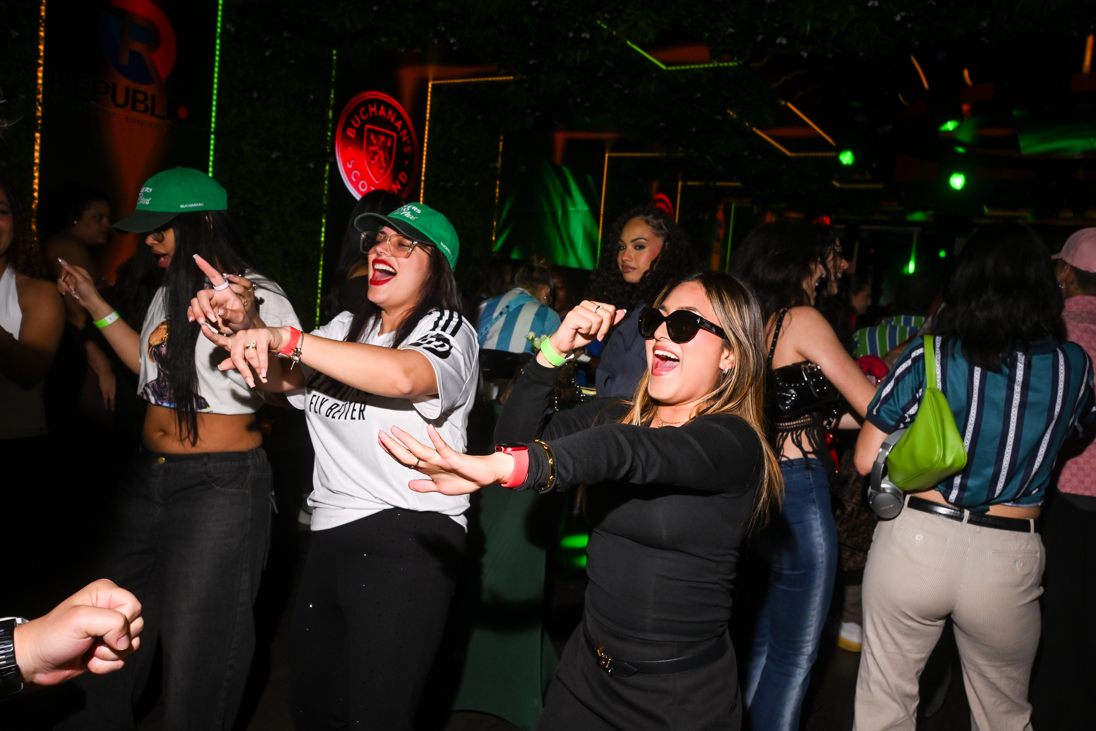 Buchanan's x Rauw Alejandro