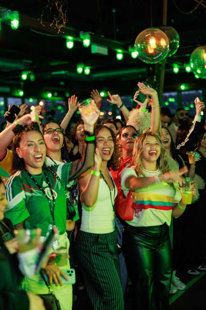 Buchanan's x Rauw Alejandro