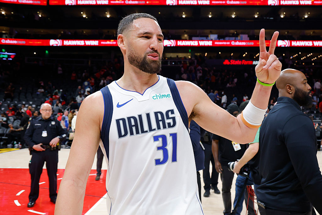 Klay Thompson at Dallas Mavericks v Atlanta Hawks