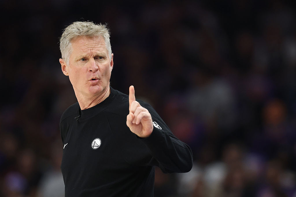 Steve Kerr Returns To Golden State Warriors On 2-Year Deal As Fans Eye Draft Lottery