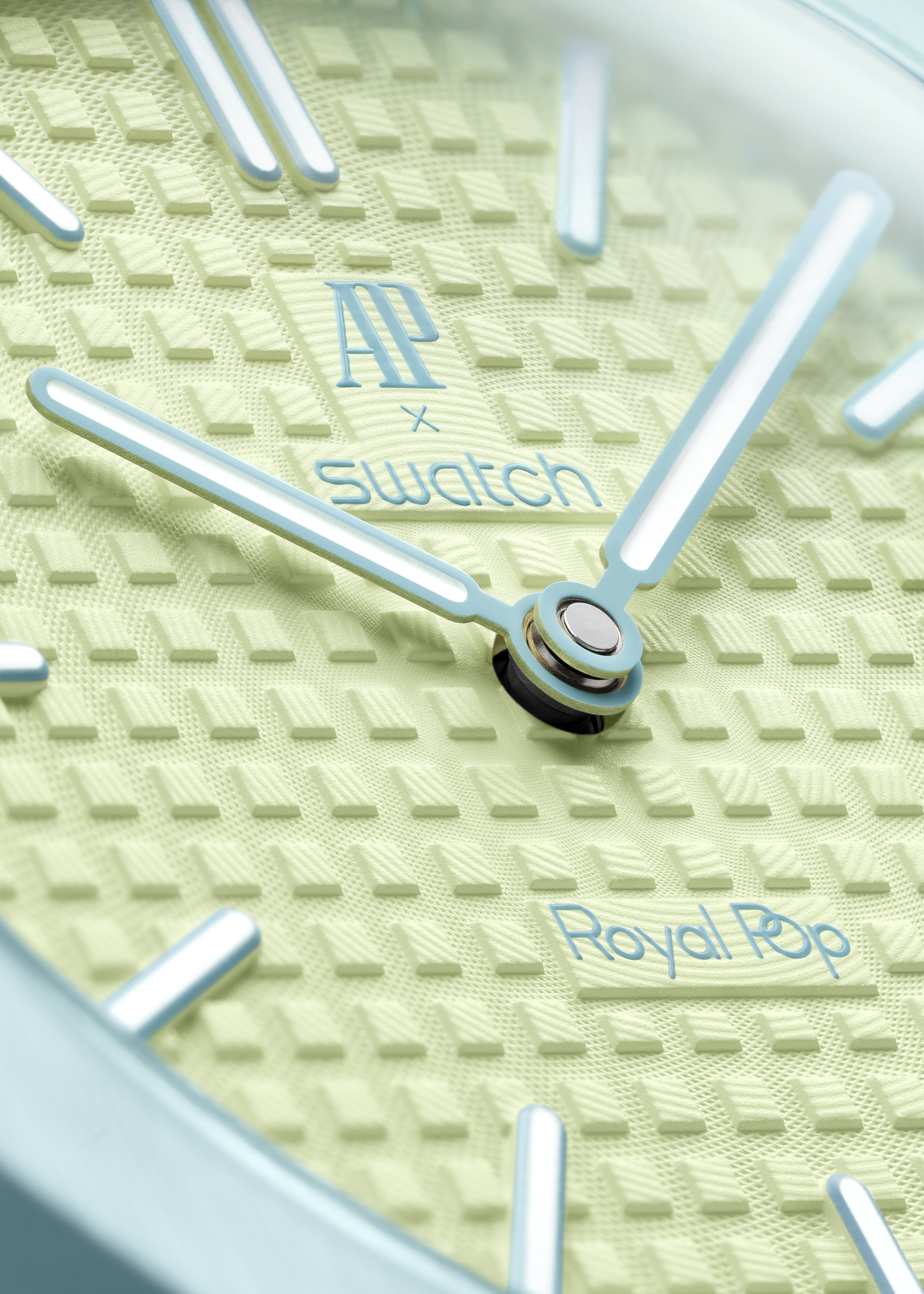 AUDEMARS PIGUET X SWATCH