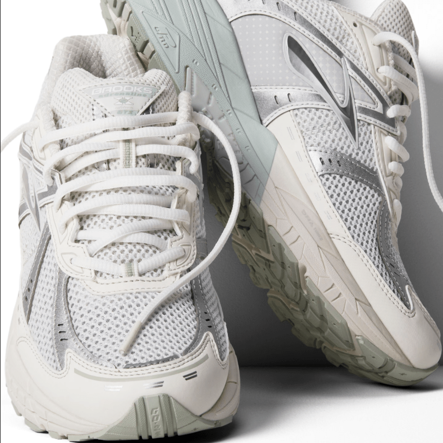 Brooks Running Adrenaline GTS 10