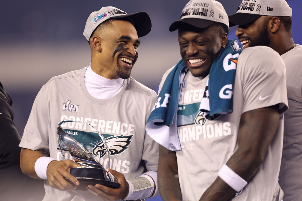 A.J. Brown Breaks Silence on “Growing Apart” From Jalen Hurts & Eagles Trade