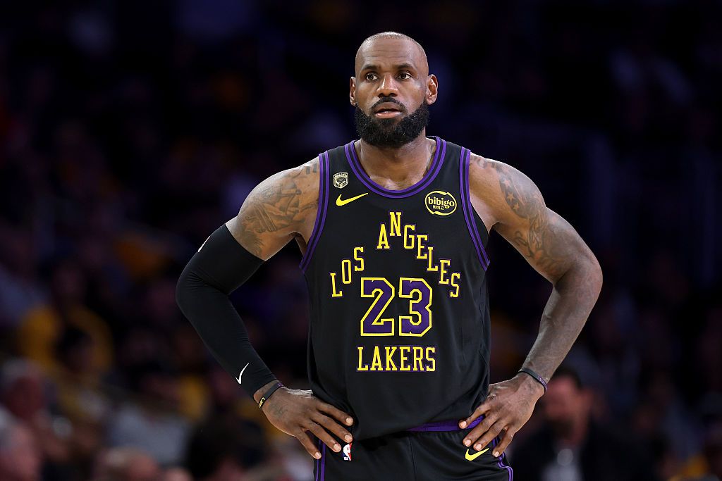 Oklahoma City Thunder v Los Angeles Lakers - Game Four