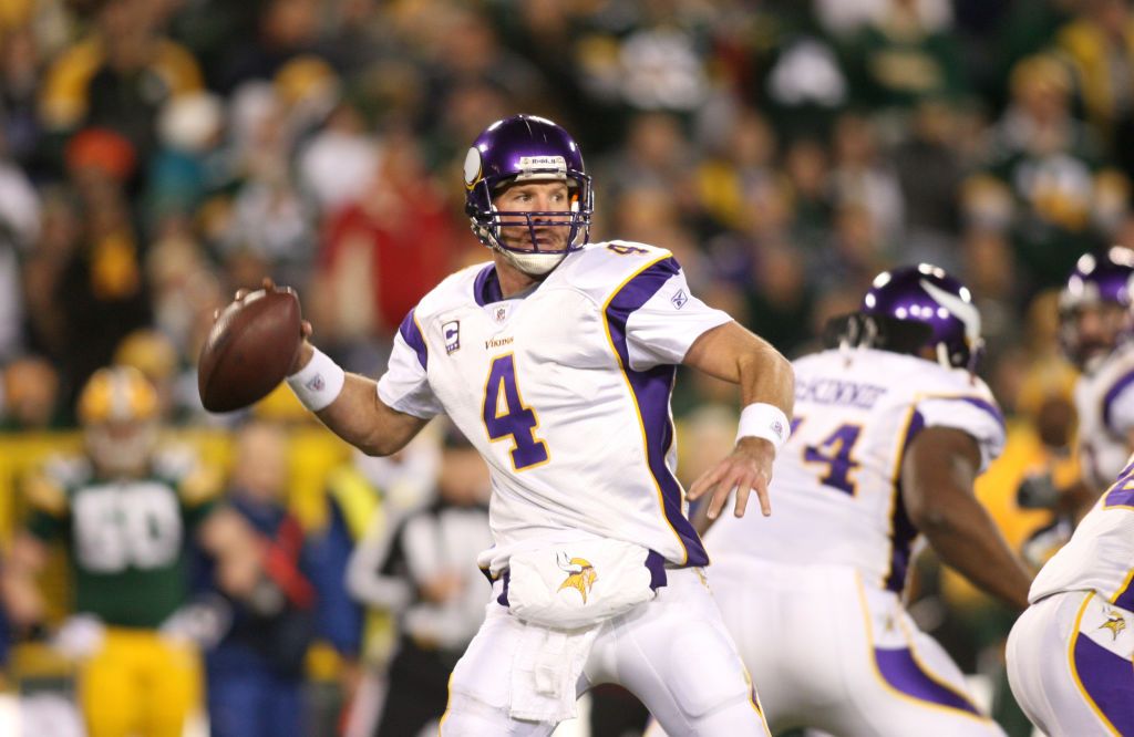 athletes-who-came-out-of-retirement-brett-favre