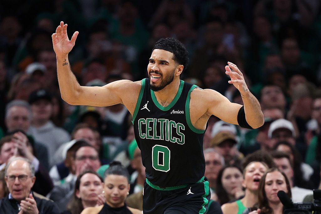 Philadelphia 76ers v Boston Celtics - Game Five